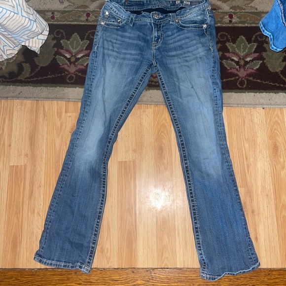 Size 31 Miss Me Jeans - Picture 1 of 3